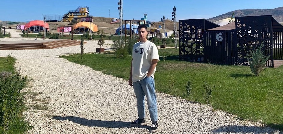 Студент ЧелГУ прошёл обучение в арт-школе кластера «Таврида.АРТ»