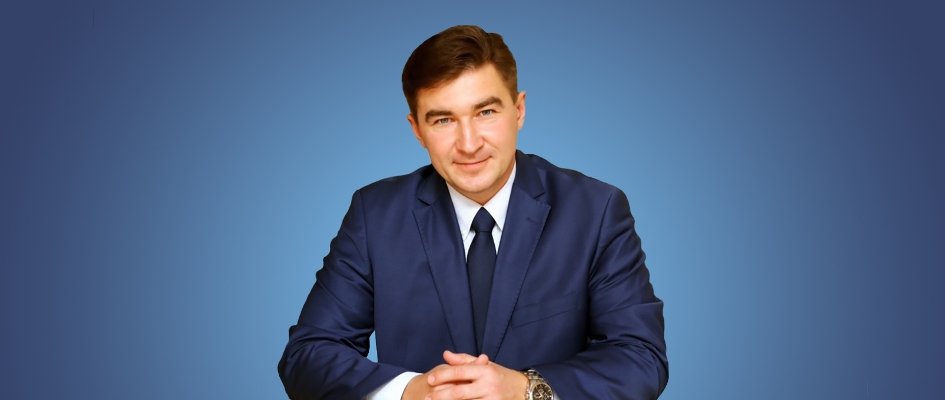 Глава ЧелГУ Сергей Таскаев поздравляет с Днём знаний