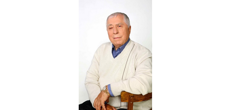 Сегодня отмечает юбилей директор ИЭОБиА ЧелГУ Виктор Бархатов