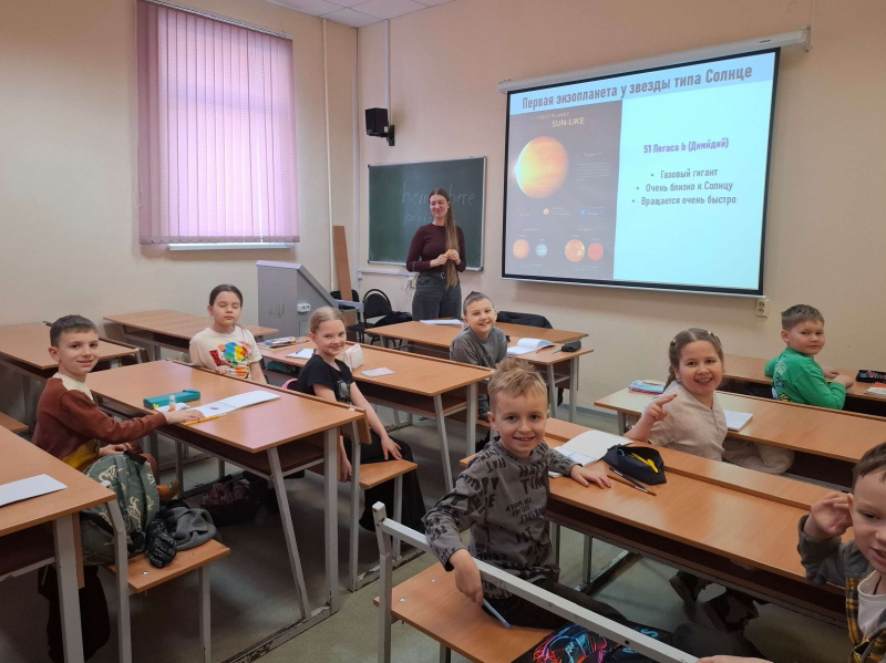 Детский университет ЧелГУ зовёт младших школьников в «Космическую кругосветку»