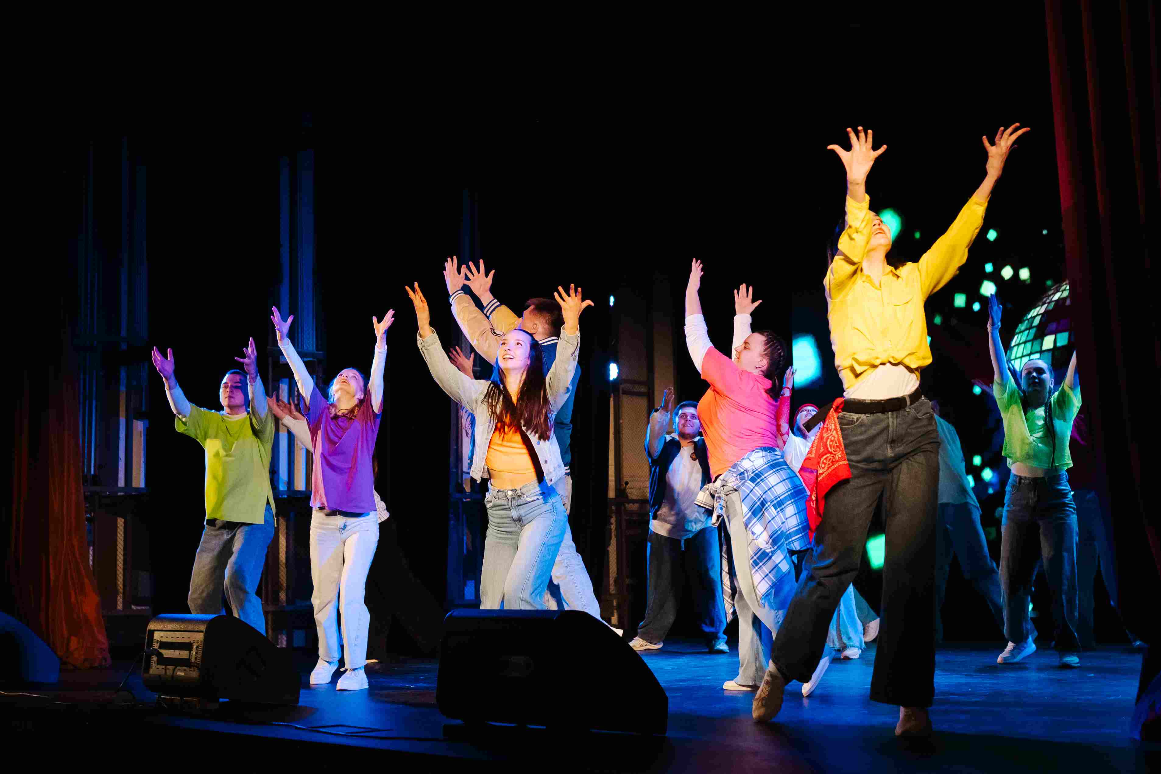 На календаре — студвесна!