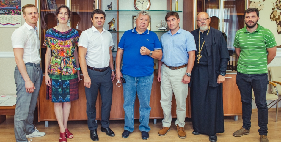 ЧелГУ и благотворительный фонд «Бирюзовый» помогут в обучении и трудоустройстве лиц с инвалидностью