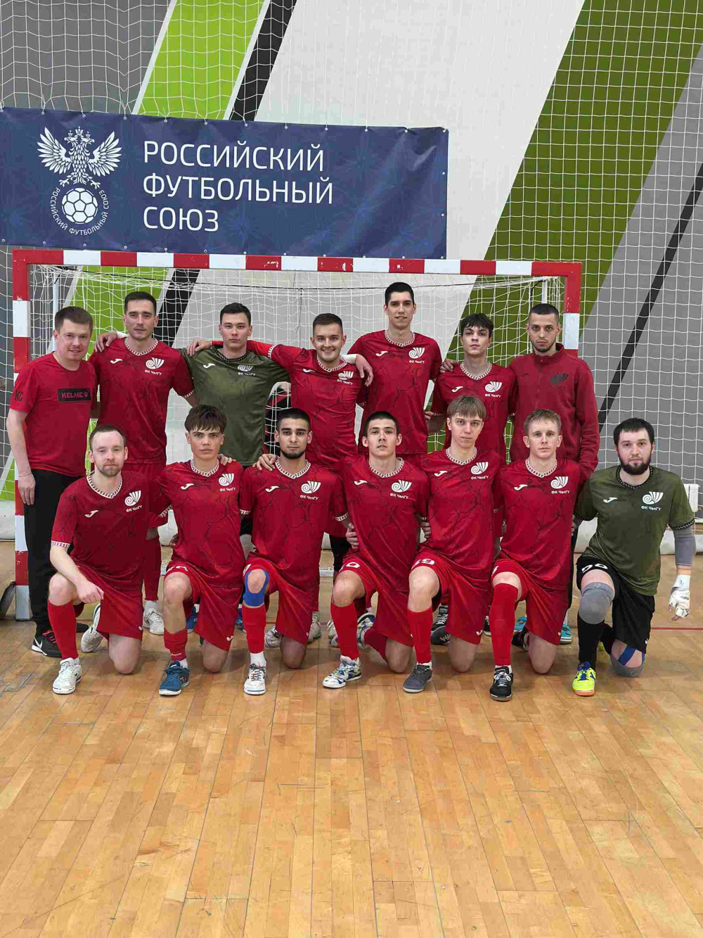 Команда ЧелГУ по футзалу вошла в пятёрку лидеров межрегионального финала