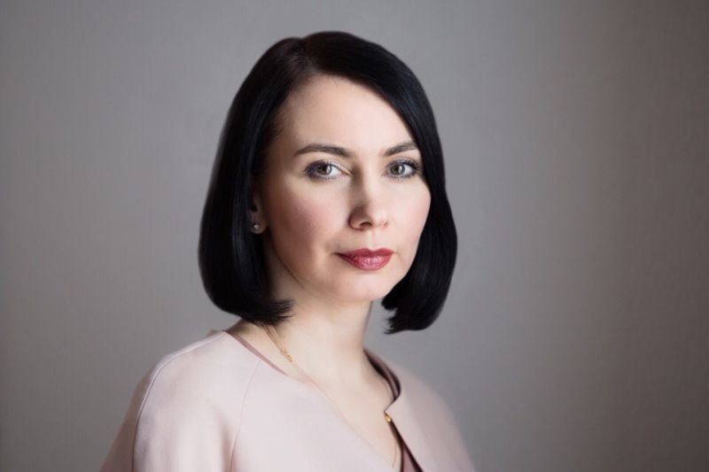 Ректор ЧелГУ Диана Циринг поздравляет коллектив университета с Днём студента