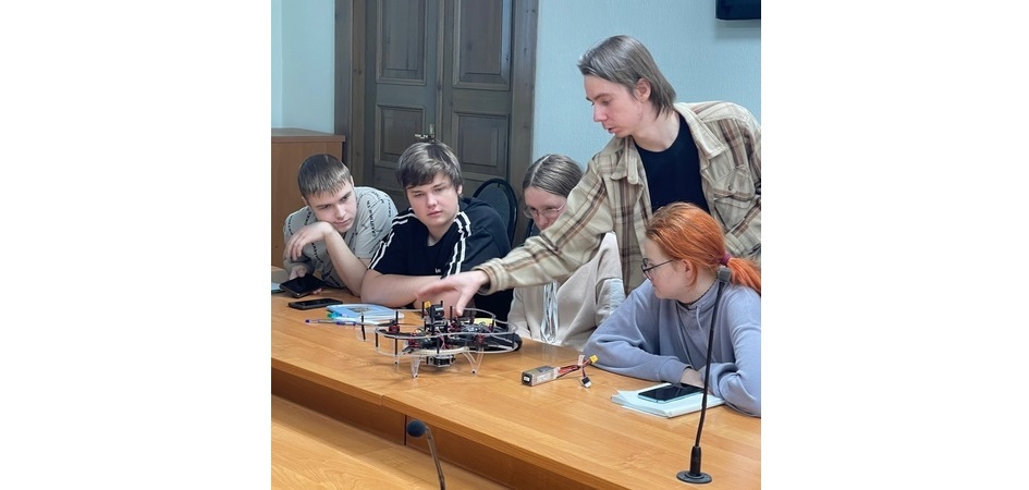 В ЧелГУ открыта программа дополнительного образования для операторов беспилотных летательных аппаратов