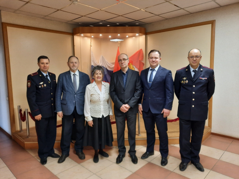 Сотрудники института права ЧелГУ обсудили с силовиками проблему экстремизма