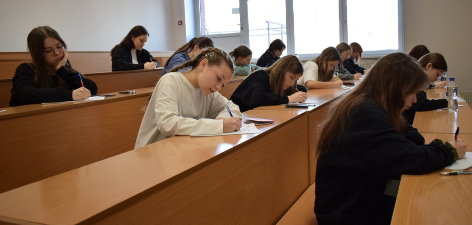 Более 13 тысяч школьников приняли участие в олимпиадах и конкурсах ЧелГУ