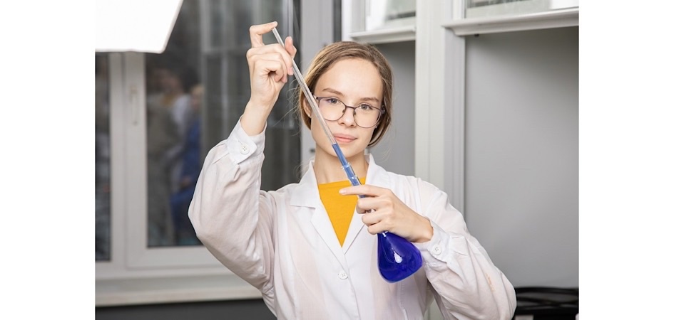 Юных химиков ждут в ЧелГУ