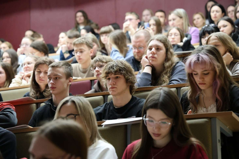 Студентов ЧелГУ приглашают обнаружить риски и ловушки искусственного интеллекта