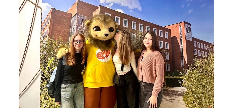 В Университетские классы ЧелГУ пришло почти 400 школьников