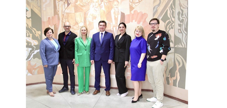 Выпускники ЧелГУ обсудили с ректором новые форматы взаимодействия