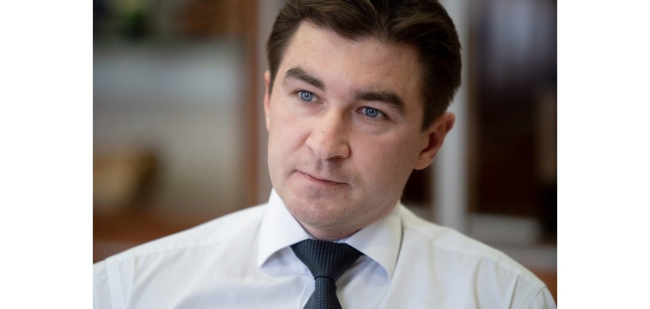 Ректор ЧелГУ Сергей Таскаев поздравляет с Днём Победы