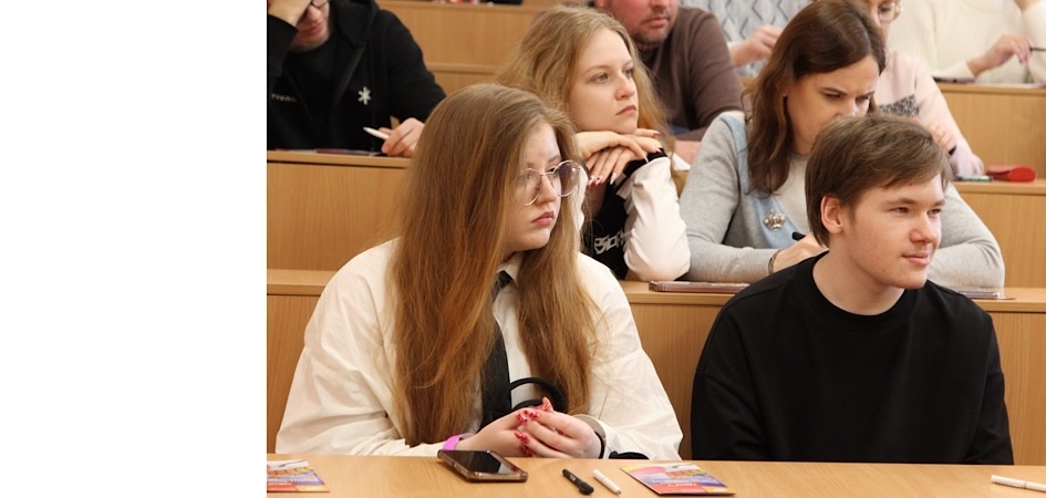 Более 500 школьников приступили к обучению в Университетских классах ЧелГУ