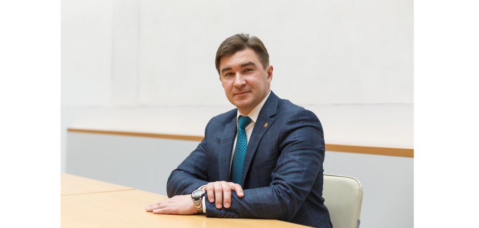 Поздравление ректора с Днём преподавателя высшей школы