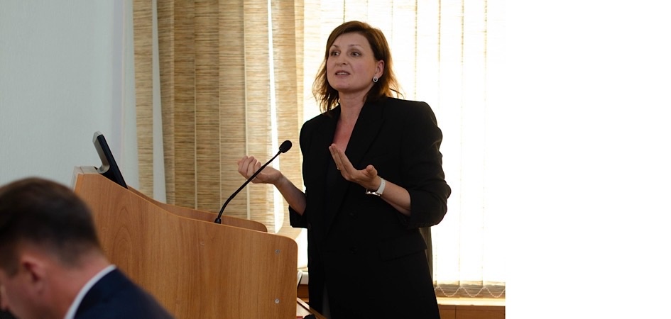 В ЧелГУ презентовали пособие для знакомства студентов с культурой народов Южного Урала