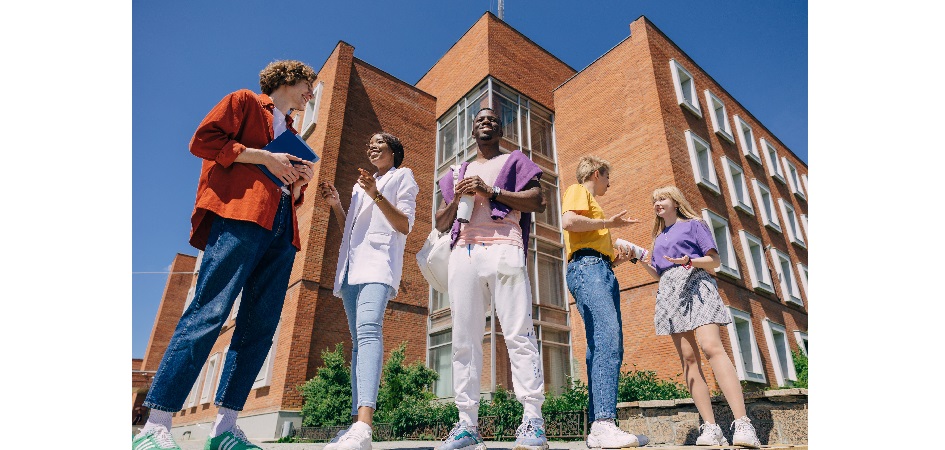 Абитуриент, подпиши выгодный контракт с ЧелГУ!