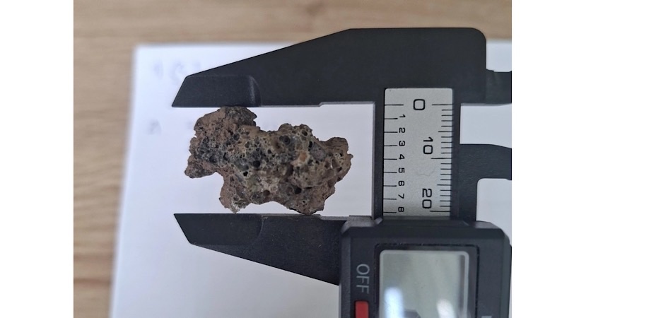 Студентки истфила поработали с артефактами бронзового века на практике в Музее-заповеднике «Аркаим»