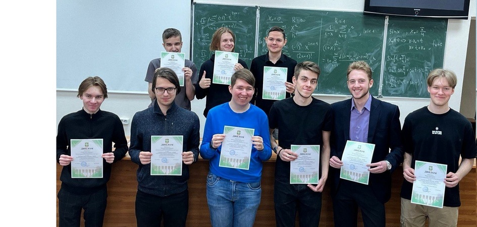 Студенты-айтишники ЧелГУ — лидеры олимпиады по практической математике
