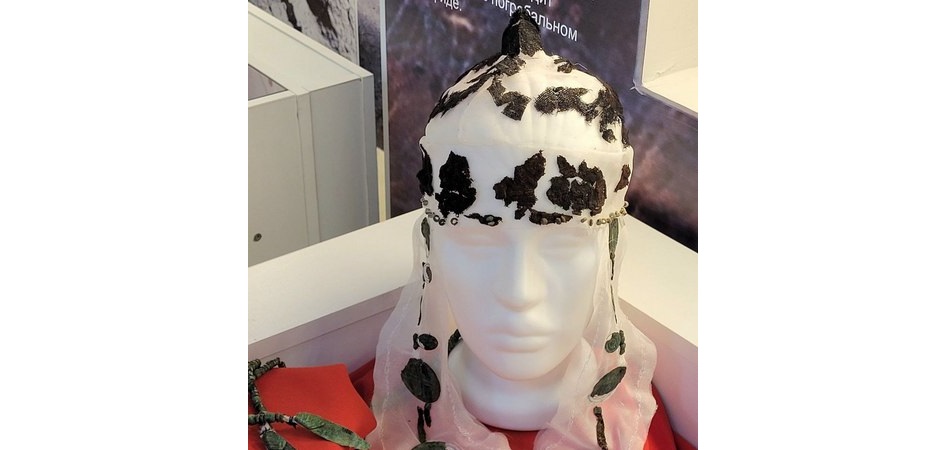 Сенсационное открытие: археологи ЧелГУ представили уникальную шапку бронзового века