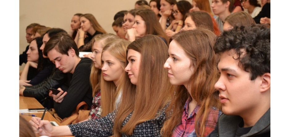 Студенты и школьники Челябинска проверят знания английского на диктанте в ЧелГУ