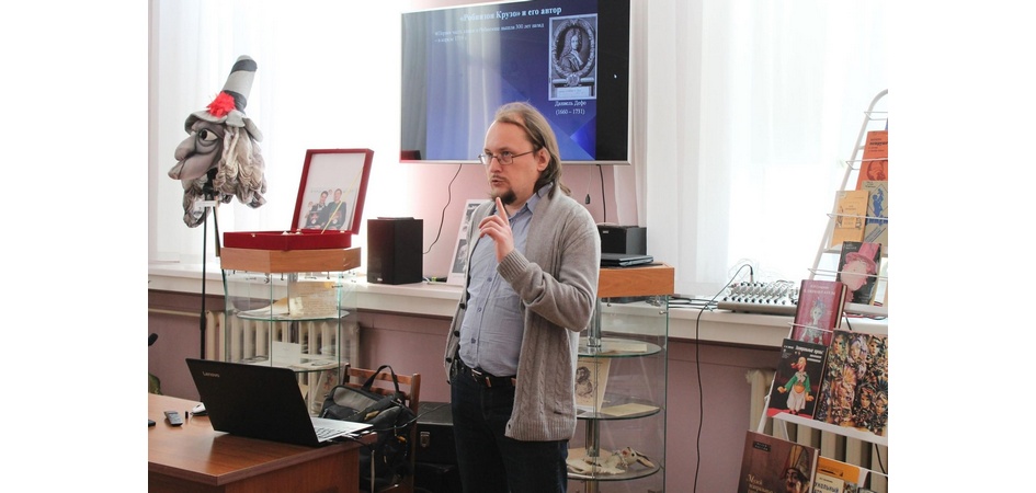 «Мнение эксперта»: филолог ЧелГУ рекомендует книги для летнего чтения