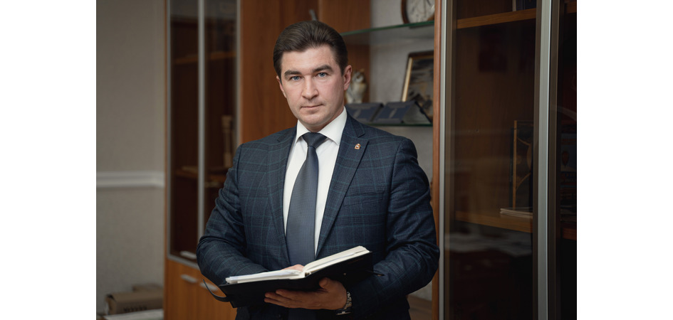 Сергей Таскаев поздравляет с Днём преподавателя высшей школы