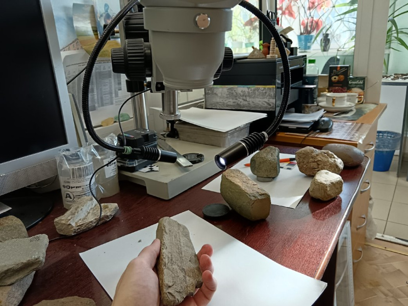 Магистрант ЧелГУ осваивает уникальный для региона метод изучения древних артефактов