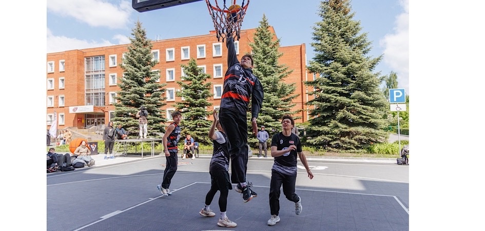 ЧелГУ принял фестиваль «Фиджитал Урал»