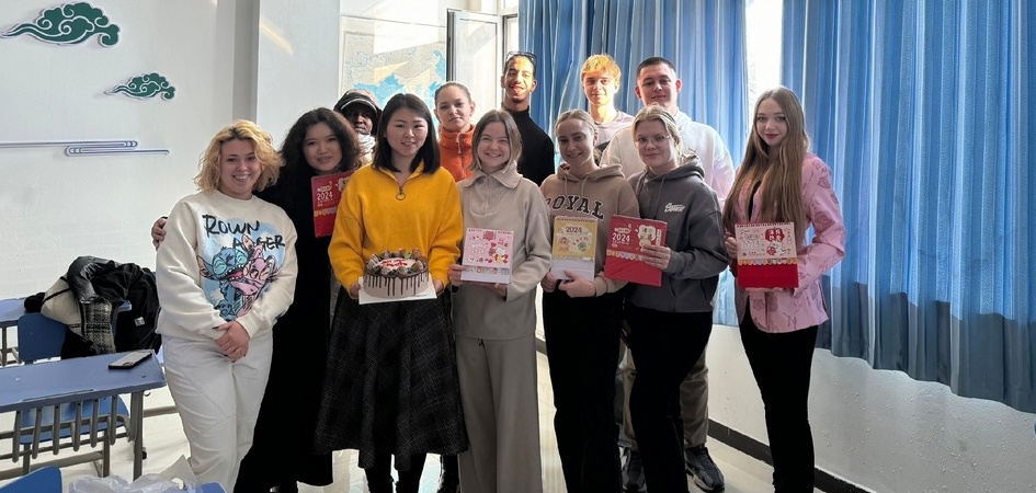 Студенты-лингвисты ЧелГУ завершают обучение в Китае