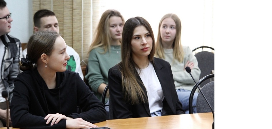 В ЧелГУ на всероссийском уровне обсудили устойчивое развитие промышленных регионов