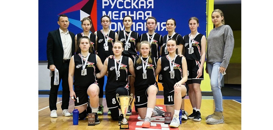 Баскетболистки ЧелГУ — серебряные призёры дивизиона «Танкоград»