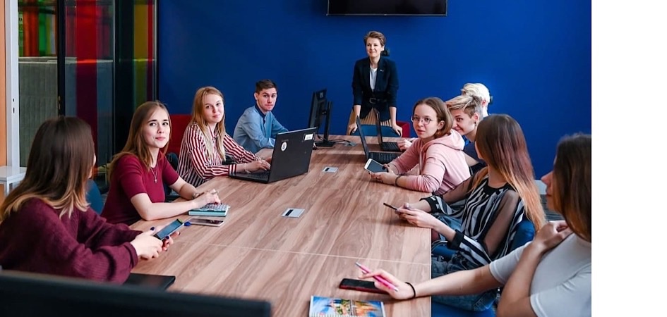 ЧелГУ — в 20-ке вузов по уровню зарплат выпускников-айтишников