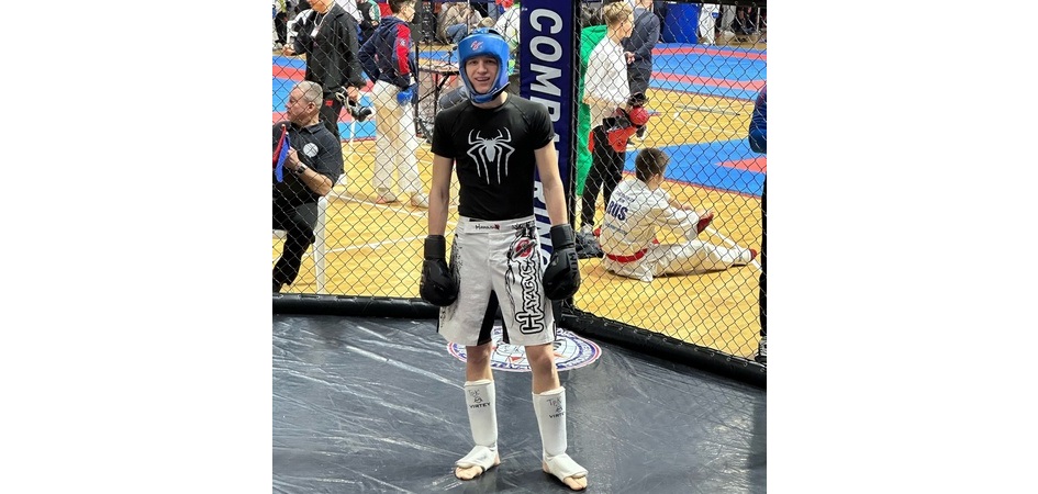 Студент ЧелГУ взял три золотых медали в боевых искусствах