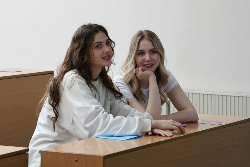 За партой со студентами ЧелГУ: старшеклассников приглашают провести «Один день из жизни студента»