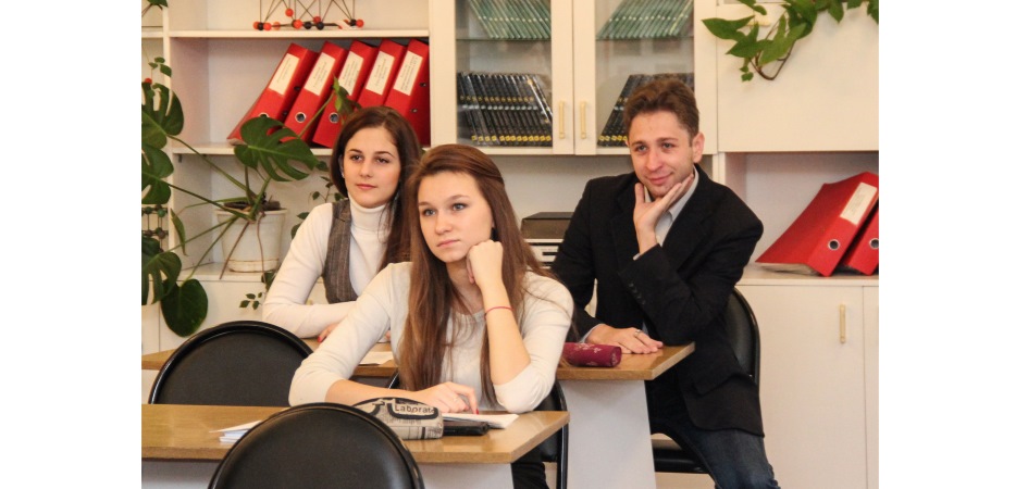 Воскресный университет ЧелГУ организует деловую игру для старшеклассников