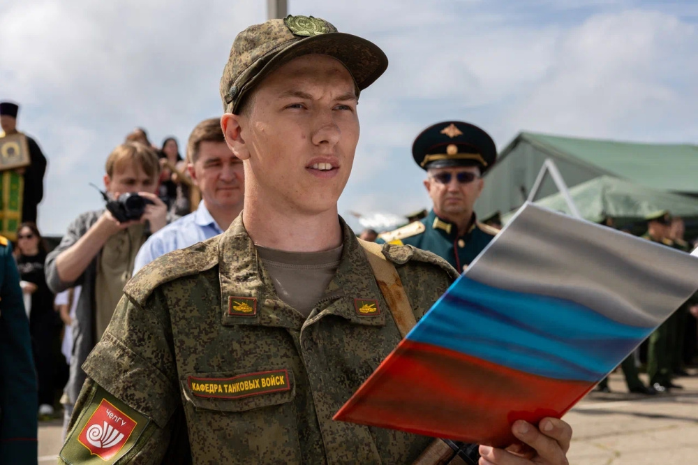 Состоялся первый выпуск студентов ЧелГУ из Военного учебного центра