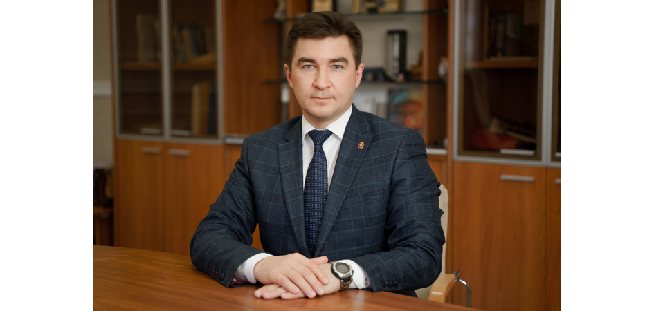 Поздравление ректора ЧелГУ Сергея Таскаева с Днём российской науки