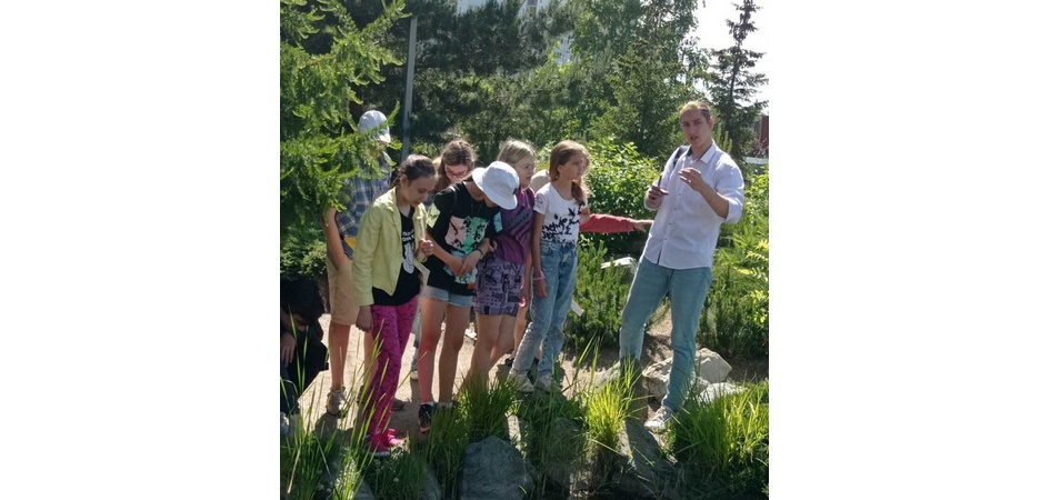 Ботсад ЧелГУ стал площадкой для экологического квеста школьников