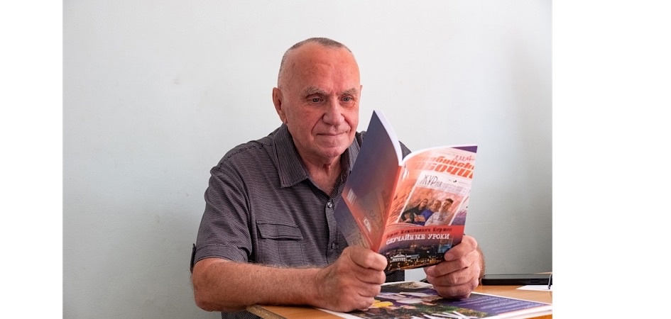 Декан журфака ЧелГУ Борис Киршин удостоен знака «Почётный наставник»